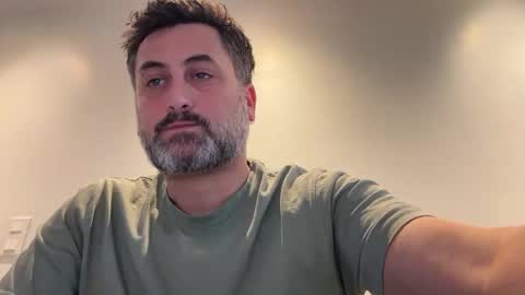 Snapshot of mat_johof chatting on March 11, 4:29 pm mat_johof online show from March 11, 4:29 pm