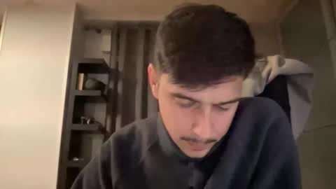 Aaron online show from October 27, 7:29 pm