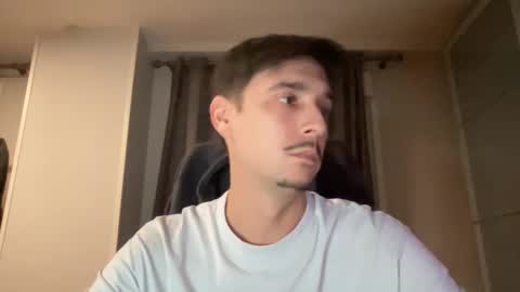 Snapshot of matahavi chatting on February 4, 8:03 pm Aaron online show from February 4, 8:03 pm