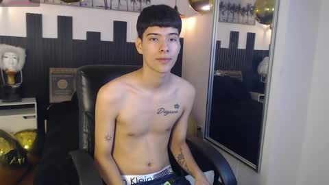 Snapshot of mateo_daza chatting on May 20, 6:14 pm MATEO online show from May 20, 6:14 pm