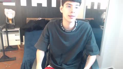 Snapshot of mateo_daza chatting on May 23, 6:45 pm MATEO online show from May 23, 6:45 pm