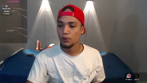 Mateo and Noah online show from July 7, 8:35 pm
