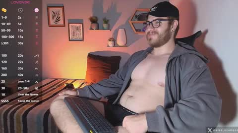 Mateo Ocampo online show from November 27, 8:11 pm