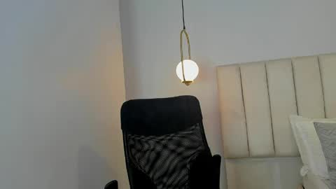 Mateo Zar online show from May 29, 1:31 pm