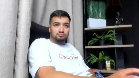Snapshot of mathews_colton1 chatting on June 25, 12:20 pm Mathews online show from June 25, 12:20 pm