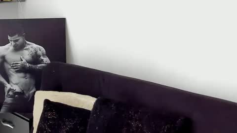 Snapshot of mathews_roses chatting on September 25, 7:06 pm Marck Mathews online show from September 25, 7:06 pm