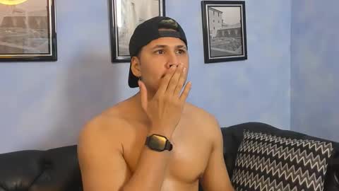 Snapshot of mathias_cocks chatting on September 17, 4:47 am mathias cocks online show from September 17, 4:47 am