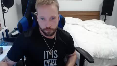 Math online show from February 28, 10:44 pm