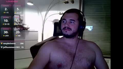 Snapshot of mathou34 chatting on December 9, 9:37 pm Mathou online show from December 9, 9:37 pm