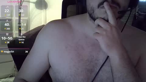 Snapshot of mathou34 chatting on December 11, 1:28 pm Mathou online show from December 11, 1:28 pm