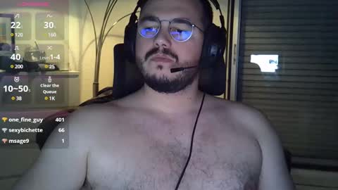 Snapshot of mathou34 chatting on December 18, 11:19 pm Mathou online show from December 18, 11:19 pm