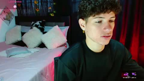     online show from February 28, 3:24 pm