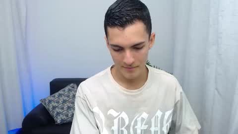 Snapshot of matiius18 chatting on November 18, 2:54 pm Matias online show from November 18, 2:54 pm