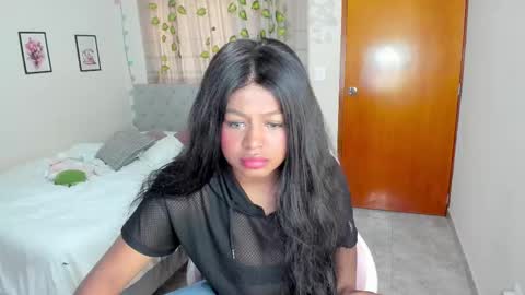 Daniela online show from November 6, 8:32 pm