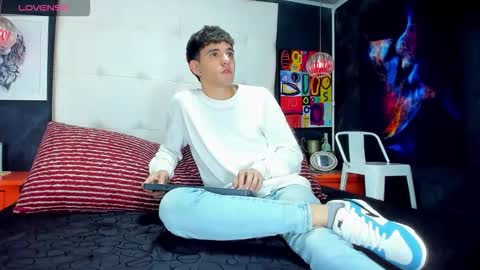 ---Matteo--- online show from September 19, 4:47 am