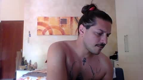 Snapshot of matteushh87 chatting on June 10, 7:18 am matteushh87 online show from June 10, 7:18 am