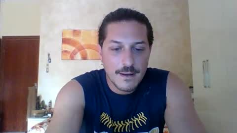 Snapshot of matteushh87 chatting on June 11, 8:12 am matteushh87 online show from June 11, 8:12 am