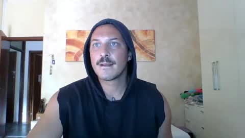 Snapshot of matteushh87 chatting on July 6, 7:27 am matteushh87 online show from July 6, 7:27 am