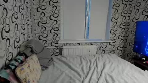 matthew_queen online show from December 4, 1:09 pm