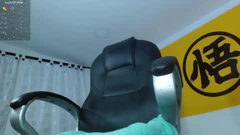 Snapshot of matthewboy_ chatting on February 18, 5:42 am MatthewBoy online show from February 18, 5:42 am