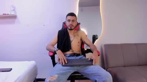 Matthew online show from January 31, 9:46 pm