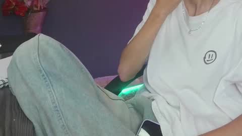 mattias     online show from November 8, 11:14 pm