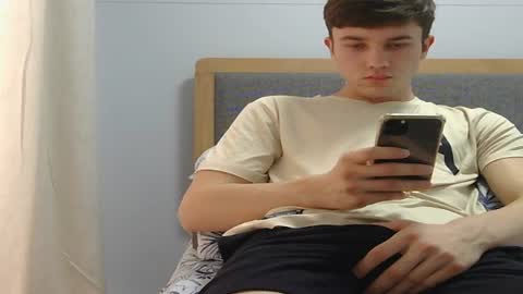 Snapshot of mattiestreams69 chatting on February 8, 11:01 am Mattie online show from February 8, 11:01 am