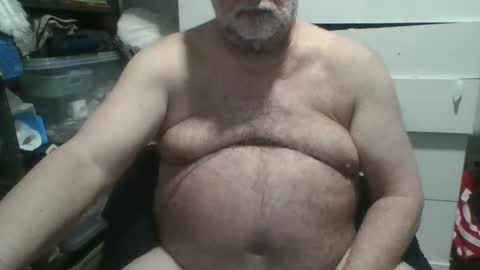 Snapshot of mattnudist chatting on January 5, 3:11 am Matt online show from January 5, 3:11 am