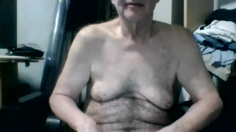 Snapshot of mattnudist chatting on July 15, 6:13 pm Matt online show from July 15, 6:13 pm