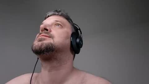 Snapshot of mattoz770045 chatting on December 1, 9:36 am mattoz770045 online show from December 1, 9:36 am