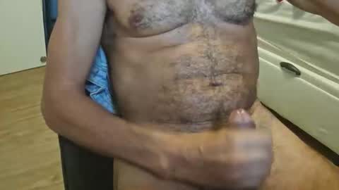 Snapshot of mattrudi chatting on March 10, 11:37 am Matt R. online show from March 10, 11:37 am