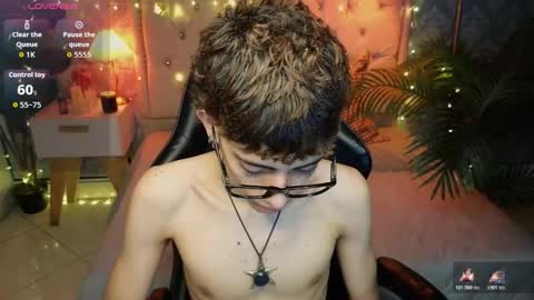 Snapshot of matty_spark chatting on March 24, 1:05 pm matty_spark online show from March 24, 1:05 pm