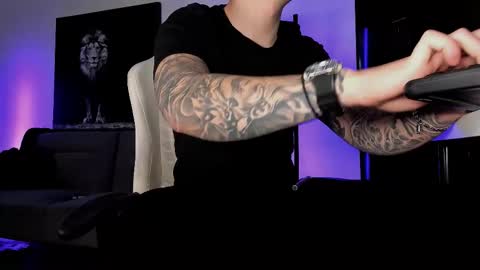 Matt online show from November 16, 7:25 am