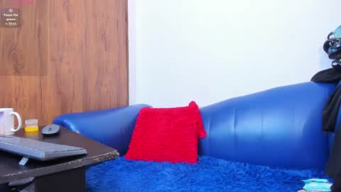 Snapshot of mature_beautiful chatting on May 27, 4:42 am Lucy online show from May 27, 4:42 am