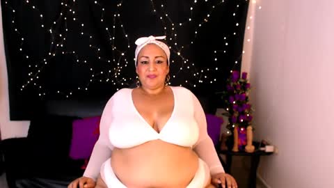 Daniella  online show from April 8, 4:01 am