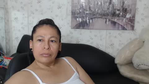 Snapshot of mature_martina_ chatting on June 14, 2:24 am Martina online show from June 14, 2:24 am