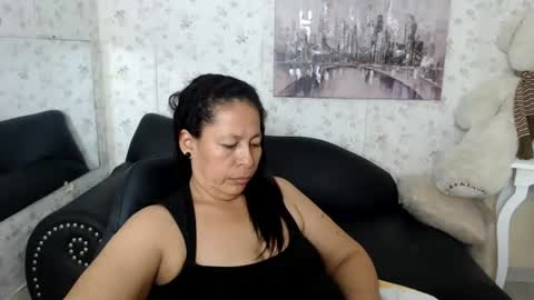 Snapshot of mature_martina_ chatting on June 16, 8:39 am Martina online show from June 16, 8:39 am