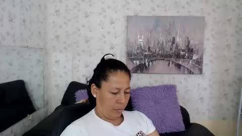 Snapshot of mature_martina_ chatting on June 27, 9:09 pm Martina online show from June 27, 9:09 pm
