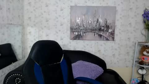 Snapshot of mature_martina_ chatting on July 7, 7:23 am Martina online show from July 7, 7:23 am