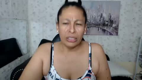 Snapshot of mature_martina_ chatting on July 11, 12:46 am Martina online show from July 11, 12:46 am