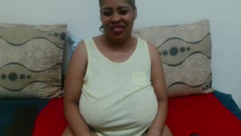 QUEEN online show from April 3, 4:38 pm