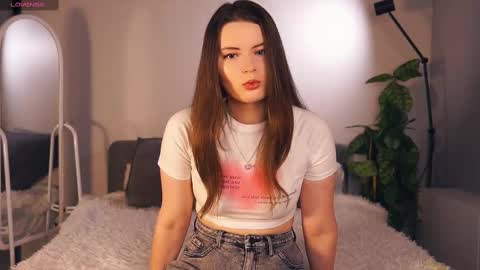 Lily online show from February 16, 3:48 pm