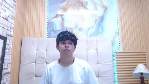 maurenicarus303av online show from March 13, 8:37 pm