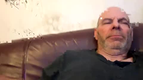 Snapshot of maverick7000 chatting on February 17, 7:53 pm maverick7000 online show from February 17, 7:53 pm