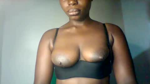 Maverlous pussy online show from February 8, 3:10 am