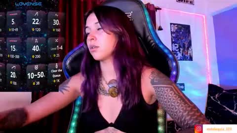 Snapshot of mavis_fuentes chatting on September 12, 9:26 pm Hilary online show from September 12, 9:26 pm