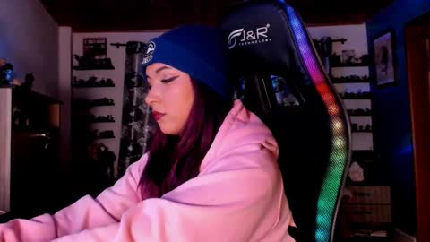 Snapshot of mavis_fuentes chatting on September 23, 11:41 pm Hilary online show from September 23, 11:41 pm