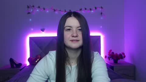 Snapshot of mavkacute chatting on March 12, 7:31 pm MavkaCute online show from March 12, 7:31 pm