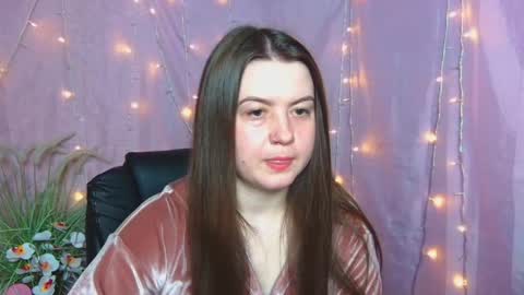 Snapshot of mavkacute chatting on April 19, 6:10 pm MavkaCute online show from April 19, 6:10 pm