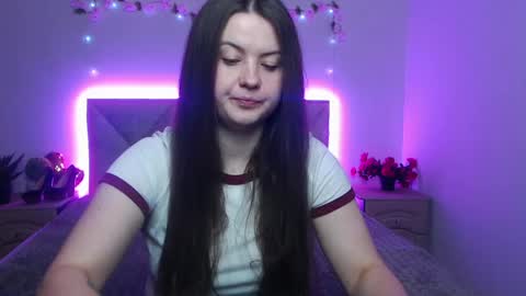 Snapshot of mavkacute chatting on May 19, 6:03 pm MavkaCute online show from May 19, 6:03 pm